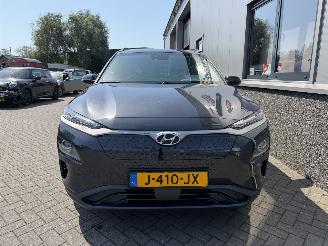 Hyundai Kona EV Premium 64kWh picture 8