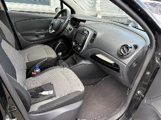 Renault Captur 0.9 TCe Expression picture 13
