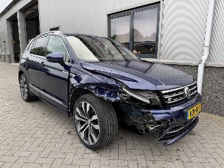 uszkodzony samochody osobowe Volkswagen Tiguan 2.0 TSI 4Motion Highline R-Line 2017/2