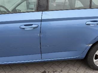 Skoda Fabia 1.2 TSI Ambition Business Combi picture 15