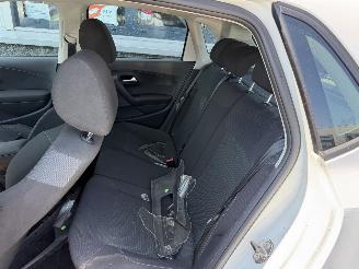 Volkswagen Polo 1.0 BlueMotion Connected Series picture 9
