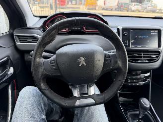 Peugeot 2008 1.2 PureTech GT-Line Automaat. picture 26