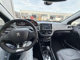 Peugeot 2008 1.2 PureTech GT-Line Automaat. picture 28