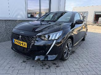 Peugeot 208 1.2 PureTech GT picture 34