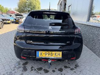 Peugeot 208 1.2 PureTech GT picture 40