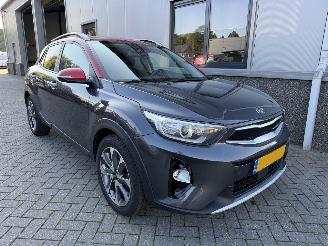 Voiture accidenté Kia Stonic 1.0 T-GDi DynamicPlusLine J-385-HP 2020/8
