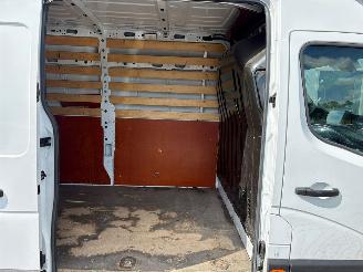Renault Master T35 2.3 dCi 150 L3H2 Energy Comfort picture 26