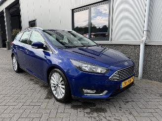 Ford Focus 1.0 Titanium picture 4