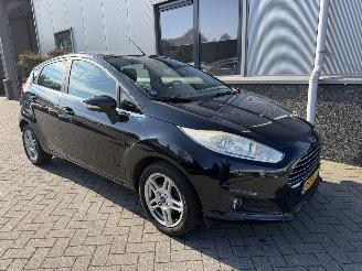 krockskadad bil auto Ford Fiesta 1.0 EcoBoost Titanium 7-XPH-04. 2014/9