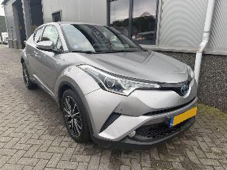 Toyota CH-R 1.8 Hybrid First Edition Automaat KX-829-R. picture 2