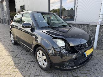 Damaged car Suzuki Swift 1.3 Shogun 2008/9