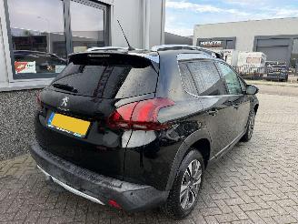 Peugeot 2008 1.2 PureTech Allure G-403-ST picture 4