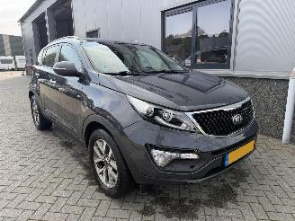 krockskadad bil auto Kia Sportage 1.6 GDI World Cup Edition 2014/10