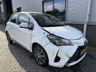 Schadeauto Toyota Yaris 1.5 Hybrid Y20 Exclusive Edition Automaat HPL-38-X 2019/4