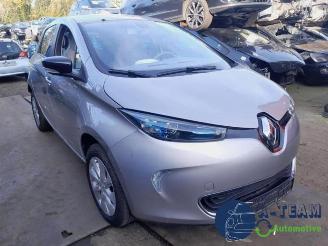 demontáž osobní automobily Renault Zoé Zoe (AG), Hatchback 5-drs, 2012 46kW 2013/11