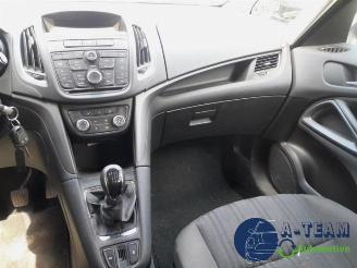 Opel Zafira Zafira Tourer (P12), MPV, 2011 / 2019 1.4 Turbo 16V ecoFLEX picture 18
