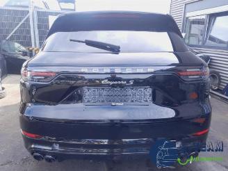 Porsche Cayenne Cayenne III (9YA), SUV, 2017 2.9 Biturbo V6 24V S picture 3