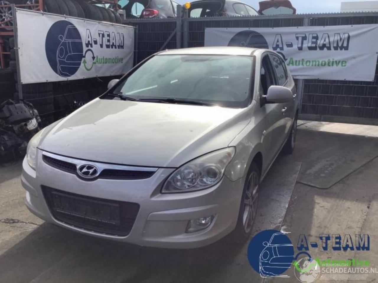Hyundai I-30 i30 (FD), Hatchback, 2007 / 2011 1.6 CVVT 16V