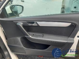 Volkswagen Passat Passat Variant (365), Combi, 2010 / 2015 1.4 TSI 16V picture 25