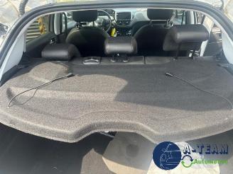 Peugeot 208 208 I (CA/CC/CK/CL), Hatchback, 2012 / 2019 1.2 12V e-THP PureTech 110 picture 28