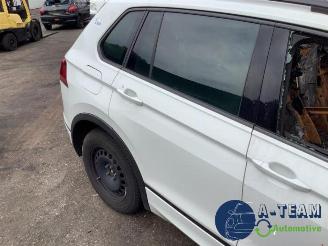 Volkswagen Tiguan Tiguan (AD1), SUV, 2016 / 2024 2.0 TSI 16V 4Motion picture 7