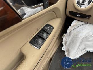 Mercedes E-klasse E (R207), Cabrio, 2010 / 2017 E-200 CGI 16V BlueEfficiency picture 20