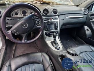 Mercedes CLK CLK AMG (R209), Cabrio, 2002 / 2010 5.4 55 AMG V8 24V picture 13