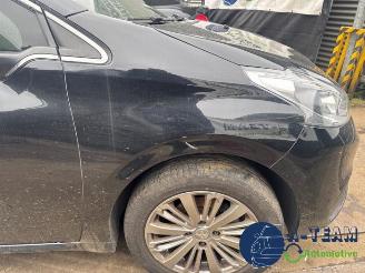 Peugeot 208 208 I (CA/CC/CK/CL), Hatchback, 2012 / 2019 1.2 12V e-THP PureTech 110 picture 9
