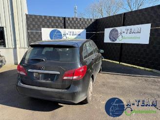 Vrakbiler auto Mercedes B-klasse B (W246), Hatchback, 2011 / 2018 1.5 B-180 CDI,d 16V 2016/11