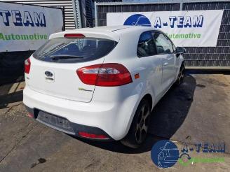 Sloopauto Kia Rio Rio III (UB), Hatchback, 2011 / 2017 1.2 CVVT 16V 2012/7