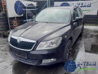 Coche siniestrado Skoda Octavia Octavia Combi (1Z5), Combi 5-drs, 2004 / 2013 1.2 TSI 2010/9