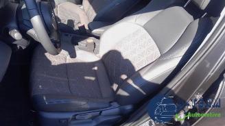 Toyota Yaris Cross Yaris Cross (PB1/PJ1), SUV, 2020 1.5 12V Hybrid 115 picture 21