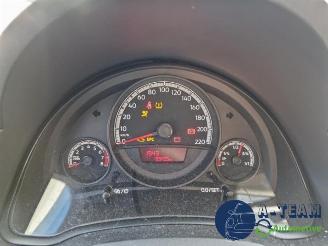 Volkswagen Up! Up! (121), Hatchback, 2011 1.0 12V 60 picture 22