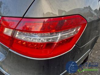 Mercedes E-klasse E (W212), Sedan, 2009 / 2016 E-550 5.5 V8 32V 4-Matic picture 3