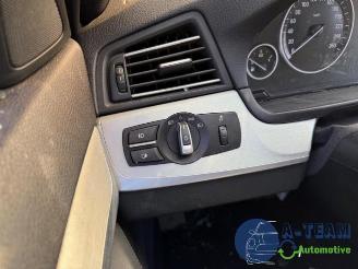 BMW 5-serie 5 serie (F10), Sedan, 2009 / 2016 530i 24V picture 24