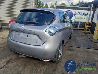 demontáž osobní automobily Renault Zoé Zoe (AG), Hatchback 5-drs, 2012 46kW 2013/11