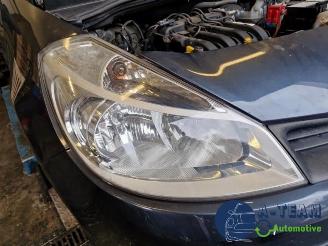 Renault Clio Clio III (BR/CR), Hatchback, 2005 / 2014 1.2 16V 75 picture 2