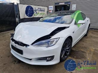 Vrakbiler auto Tesla Model S Model S, Liftback, 2012 100D 2018/11