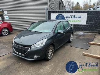 Dezmembrări autoturisme Peugeot 208 208 I (CA/CC/CK/CL), Hatchback, 2012 / 2019 1.2 Vti 12V PureTech 82 2014/1