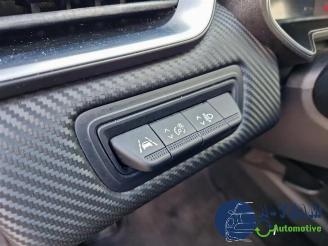 Renault Clio Clio V (RJAB), Hatchback 5-drs, 2019 1.0 TCe 100 12V picture 32