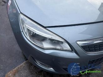 Opel Astra Astra J Sports Tourer (PD8/PE8/PF8), Combi, 2010 / 2015 1.4 16V ecoFLEX picture 17