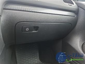 Volkswagen Golf Golf VI (5K1), Hatchback, 2008 / 2013 1.4 TSI 122 16V picture 32