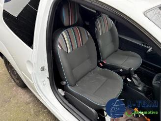 Renault Twingo Twingo II (CN), Hatchback 3-drs, 2007 / 2014 1.2 16V picture 13