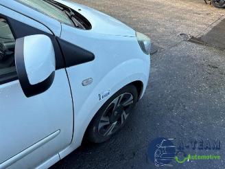 Renault Twingo Twingo II (CN), Hatchback 3-drs, 2007 / 2014 1.2 16V picture 29