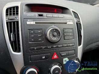 Kia Pro cee d Pro cee'd (EDB3), Hatchback 3-drs, 2008 / 2012 1.4 CVVT 16V picture 17