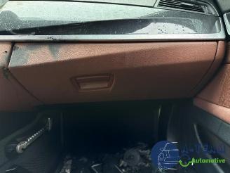 BMW 5-serie 5 serie Touring (F11), Combi, 2009 / 2017 520i 16V picture 22