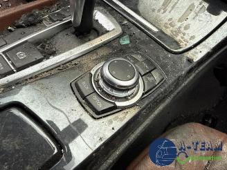 BMW 5-serie 5 serie Touring (F11), Combi, 2009 / 2017 520i 16V picture 15