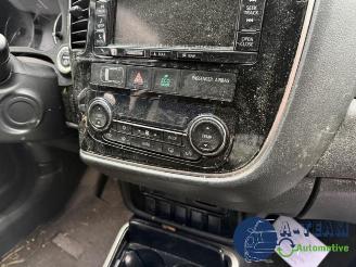 Mitsubishi Outlander Outlander (GF/GG), SUV, 2012 / 2022 2.0 16V PHEV 4x4 picture 25