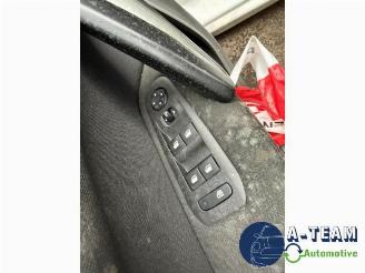 Peugeot 308 308 SW (L4/L9/LC/LJ/LR), Combi 5-drs, 2014 / 2021 1.2 12V e-THP PureTech 110 picture 8