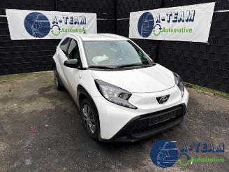 Uttjänta bilar auto Toyota Aygo Aygo X, Hatchback, 2022 1.0 12V VVT-i 2024/4
